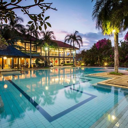Plagoo Holiday Hotel Nusa Dua  Exteriör bild