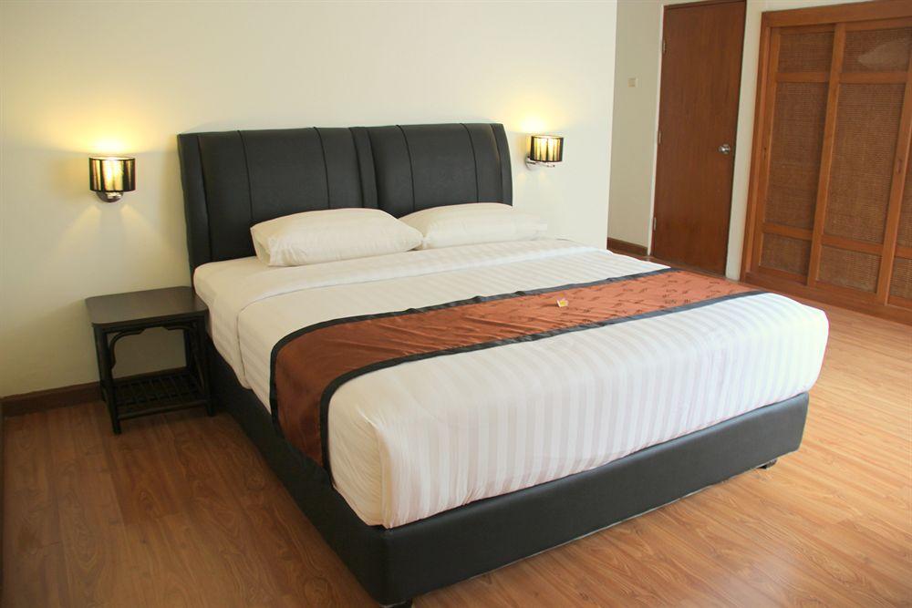 Plagoo Holiday Hotel Nusa Dua  Exteriör bild