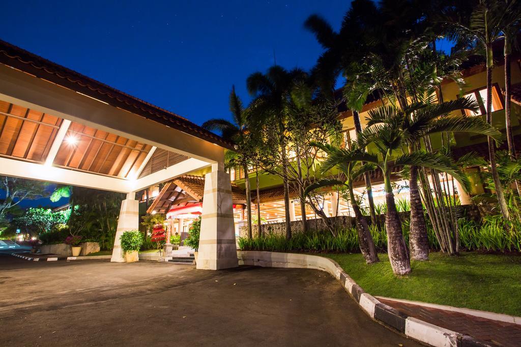Plagoo Holiday Hotel Nusa Dua  Exteriör bild